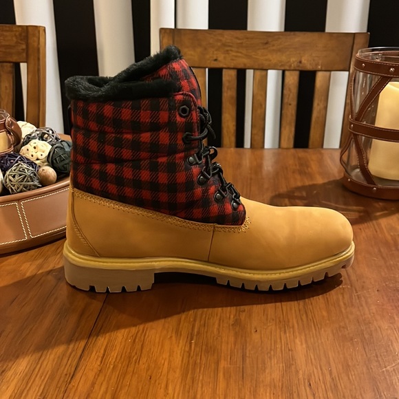Timberland 6” Waterproof Puffer Boots Buffalo Plaid Wheat new Men’s Size 13 - Picture 4 of 14